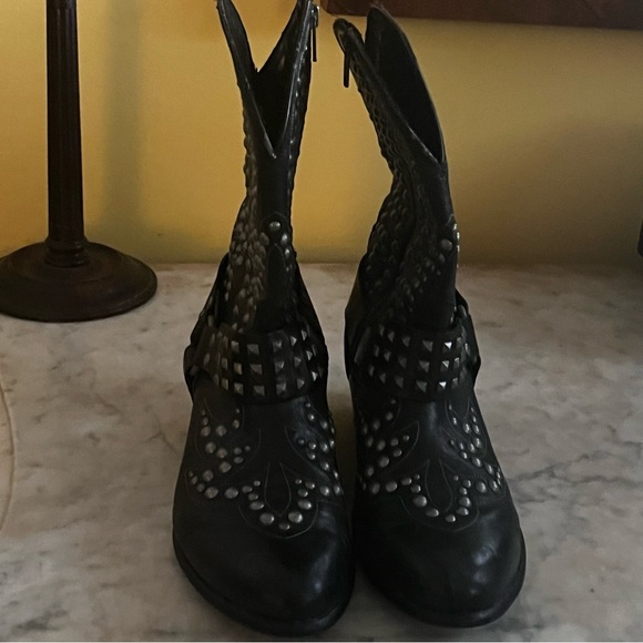 Ariat Genuine Leather Studded Cowgirl Moto Boots - Picture 5 of 11